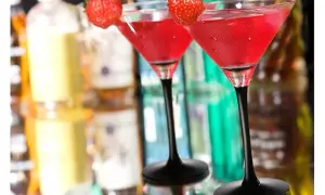 Najlepsze drinki z Red Label, które musisz spróbować w domu