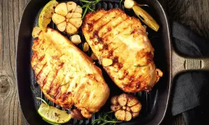 Filet z kurczaka jak z restauracji - sekrety idealnego smaku w domu