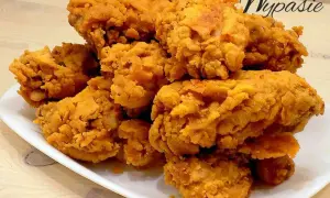 Kurczaki jak w KFC – przepis na soczysty, chrupiący smak w domu