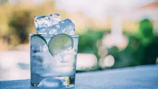 Najlepsze drinki z tonikiem, które zaskoczą Twoich gości