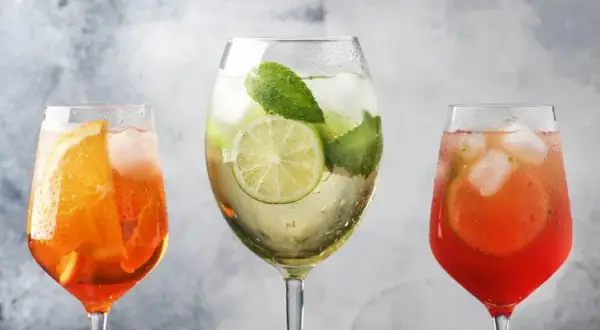 Najlepsze drinki z aperolem, które zachwycą Twoich gości