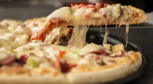 Jak idealnie piec pizzę Feliciana - proste instrukcje i porady