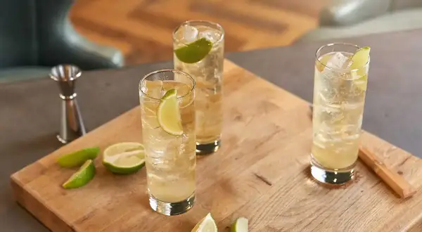 Pyszne drinki ze spritem, które zaskoczą Twoich gości