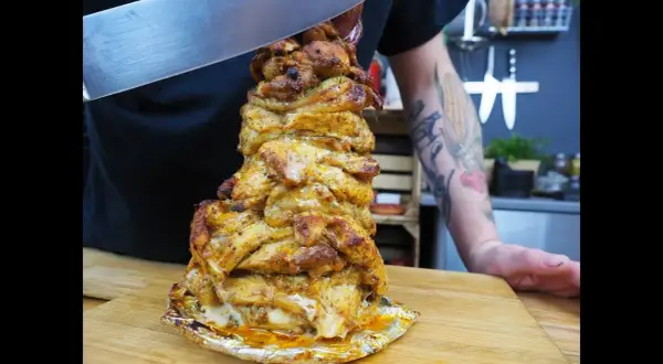 Jak zrobić kebab z kurczaka, który zachwyci Twoich gości w domu