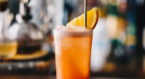 Garibaldi drink: prosty przepis na orzeźwiający koktajl idealny na lato