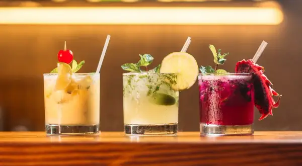Najlepsze drinki z likierem kokosowym, które musisz spróbować teraz